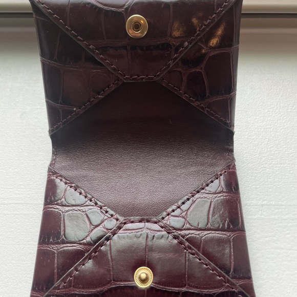 Tory Burch Parker Croc Embossed Leather Card Case - Picture 5 of 7